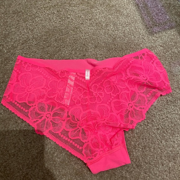 Pink Victoria secret panty floral small - Picture 2 of 3